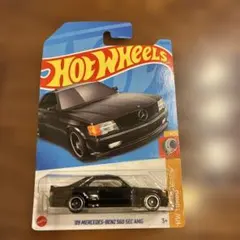 ホットウィール '89 MERCEDES-BENZ 560 SEC AMGのサムネイル