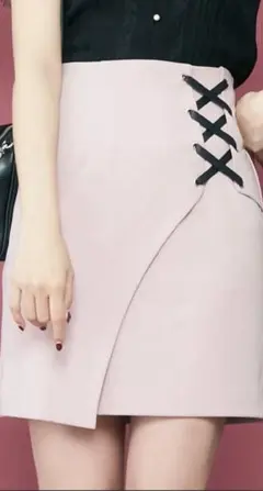 ピンク レースアップ タイトスカート