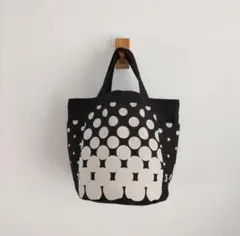 綿麻　黒グラデーション　生成ドット　両脇ポケット　バケツトート　♫　帆布　黒