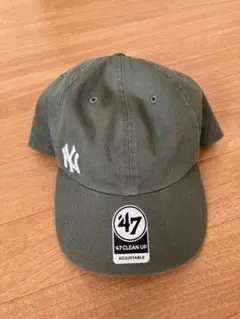 47 ニューヨーク・ヤンキース ベースボールキャップ　カーキ