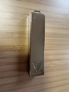 Louis Vuitton LVロゴ チャーム シルバーカラーのサムネイル