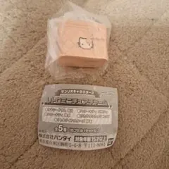 サンリオ　レトロミニチュアチャーム　ハローキティ　バニティ