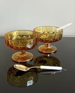 アンバーガラス　パフェグラス　アイスクリームカップ　コンポート　昭和レトロ　2客