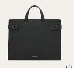 FERRAGAMO 一度使用のみ　leather brief case neroのサムネイル