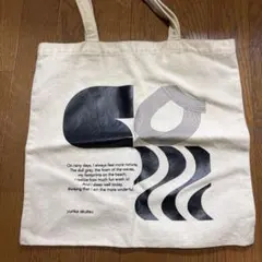 yurika akutsu トートバッグ　ホワイト