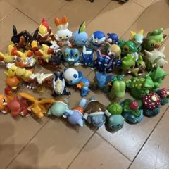 ポケモン指人形・フィギュア　ポケモンキッズ　御三家セット43体