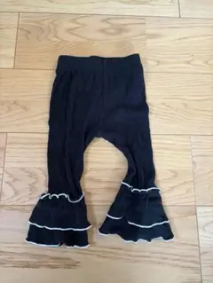 黒いフリルパンツ 80cm
