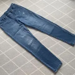 美品　ユニクロ　デニム　ダメージ加工　140
