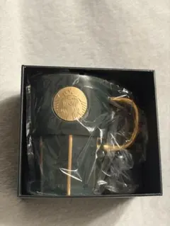 スターバックス マグカップ 緑　ゴールドロゴ