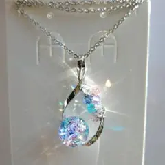 マーメイドカラー　スワロフスキー　レジン　ネックレス