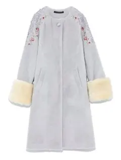 LILY BROWN【リリーブラウン】レース刺繍ビジュー　ミドルコート