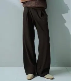 ETRÈ TOKYO リラクシーベロアパンツ ブラウン エトレトウキョウ - メルカリ