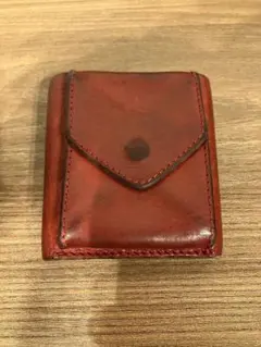 エンダースキーマ　赤いレザー　三つ折り財布のサムネイル