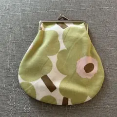 【新品】marimekko マリメッコ　がま口 ポーチ　 グリーン　丸型のサムネイル