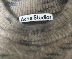 【値下げしました】Acne Studios ニット　アクネストゥディオズのサムネイル