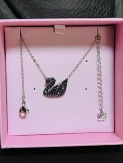 スワロフスキー SWAROVSKI ネックレス Iconic Swanのサムネイル