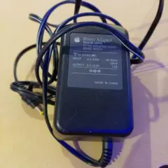 Apple M3366 POWER ADAPTER パワーアダプター　激レア