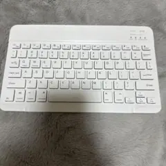 ホワイト ワイヤレスキーボード 英語配列