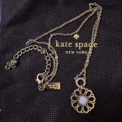 kate spade ゴールド フラワーモチーフ ネックレス