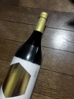 信州亀齢　ヘキサゴン　720ml 専用円筒ケース付 楽天市場】【2025年10月出荷分】 信州亀齢 純米大吟醸 ヘキサゴン