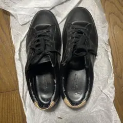 UNITED TOKYO レザースニーカー ブラック Vibramソールのサムネイル