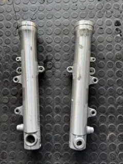 ヤマハ　プロンコ　送料込み　フロントフォーク　純正中古品 ヤマハ プロンコ 送料込み フロントフォーク 純正中古品 2025年