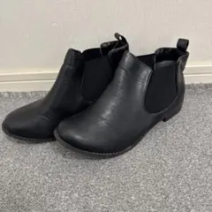 ブラック サイドゴアブーツ