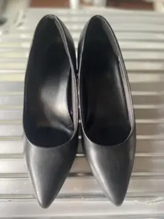 GU ピンヒールパンプス　23.5cmのサムネイル