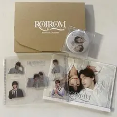 新品未使用】ROIROM CALENDAR カレンダー 黒 トレカなしセット - メルカリ