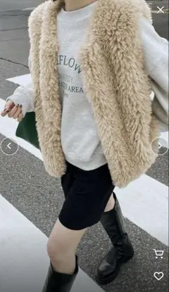チルファー ファー素材 ベージュ ベストのサムネイル