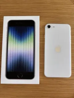 Apple iPhone SE (第3世代) ホワイト