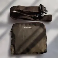 Stüssy キルティング ボディバッグ ブラック - メルカリ