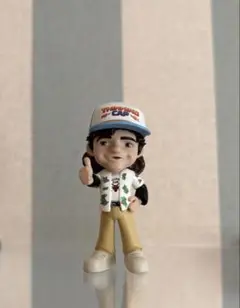 ストレンジャーシングス　フィギュア　ダスティン