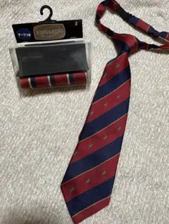 キッズ用ネクタイとポケットチーフセット