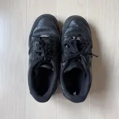 NIKE AIR FORCE 1 ブラック スニーカー