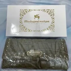 ま*こ様 【未開封】Modaprincipe 長財布 クロコ型押し スタッズ付きのサムネイル