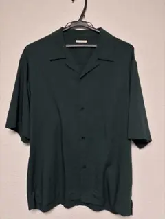 GU ジーユー　オープンカラーシャツ（5分袖）　ダークグリーン 半袖シャツ　M