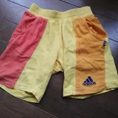 adidas 半ズボン 赤・オレンジ・黄色