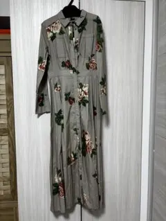 極美品 ロイスクレヨン ベルテッドフラワーワンピース M ブランドロゴ