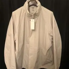 ユニクロ　ウインドプルーフスタンドブルゾン　オフホワイト　3XL 新品