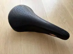 セラ サンマルコ　ロールス　リノレザー　カーボンスチールレールのサムネイル