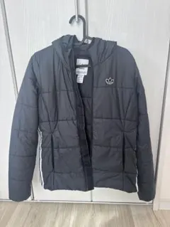 アディダスオリジナルス ダウンジャケット