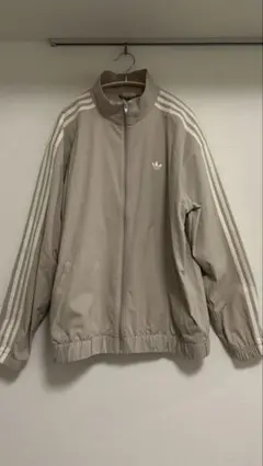 adidas トラックジャケット xl