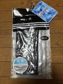 値下げ！新品未使用■adidas■アームカバー　M(ウィメンズフリー)のサムネイル