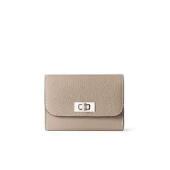 期間限定セール】BALLY 二つ折り財布 EYRA.O - メルカリ