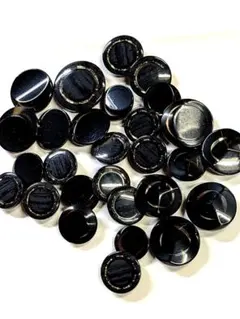 ボタン　黒系　まとめ売り アクセサリー用　1.2cm〜2.2cm 28個