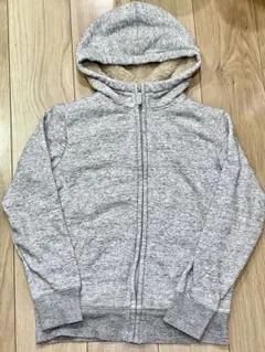 UNIQLO グレー ボア裏地 パーカー 150サイズ