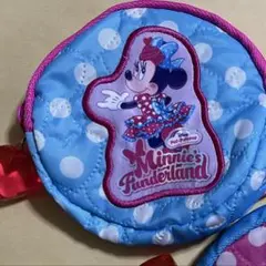 ミニーのファンダーランド　カプセルトイ　ポーチ　ブルー　水色