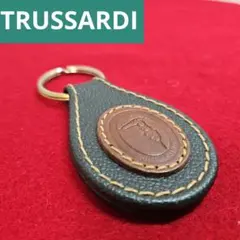 今だけ最安値！シャープな印象！貴重トラサルディ犬デザインK18リング12号 K18YG イエローゴールド リング サファイア ヨークシャーテリア リボン