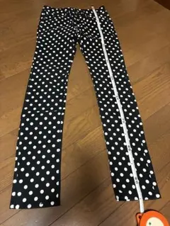 CHUXXXスキニーパンツ